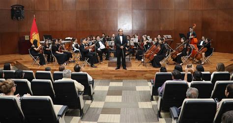  El Concierto Épico de Meklit: Una Noche Mágica Bajo las Estrellas de Addis Abeba